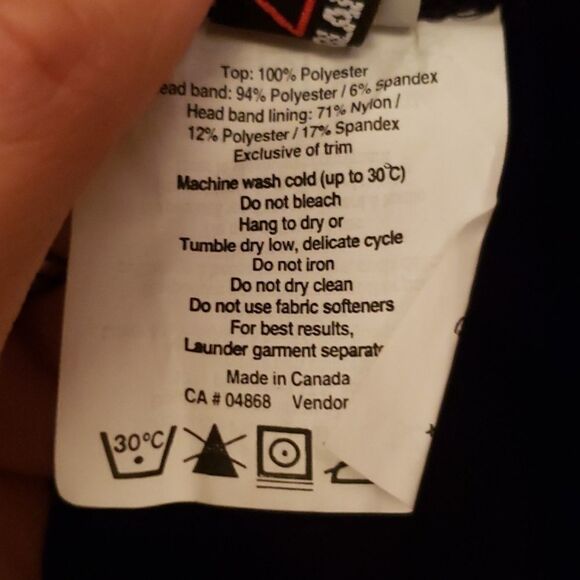 MEC medium sized black polartec toque - Picture 4 of 5